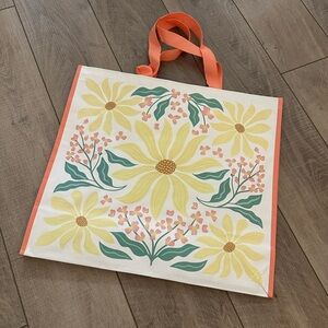 Homegoods TJMaxx Marshalls Viral Flower Print Reusable Shopper Tote Bag NWOT
